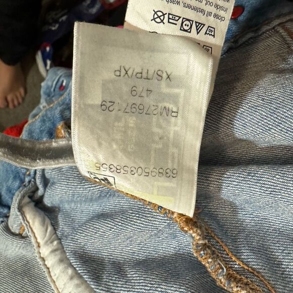 Tommy Hilfiger Cropped Jean Jacket Size XS Light Wash - Picture 9 of 12